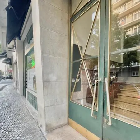 Valmor Avenue Vintage Chiq By Homeful