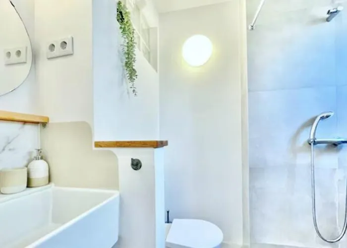 公寓 Valmor Avenue Vintage Chiq By Homeful